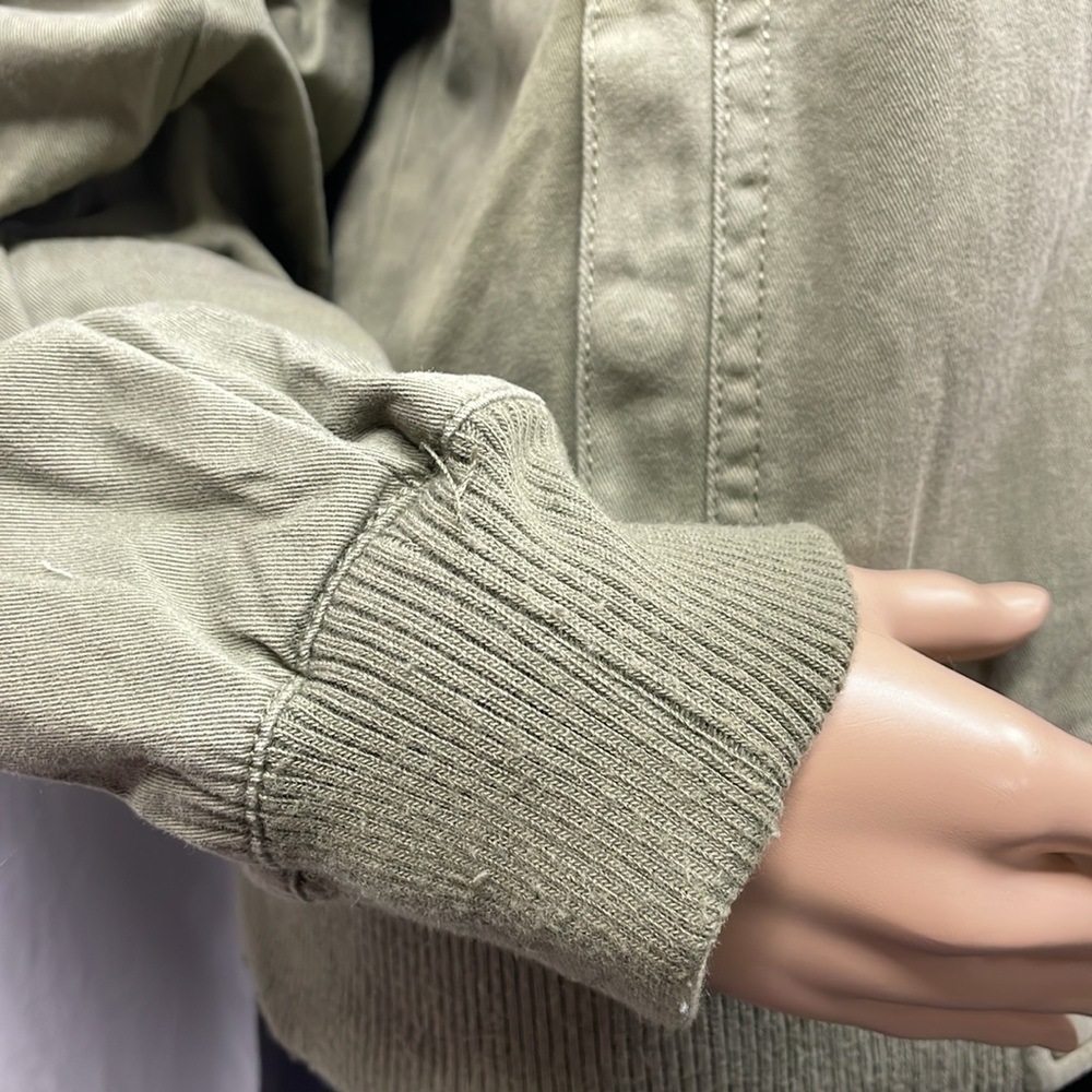 Reserve Fairfax Women's Army Green Full Zipper Cropped Jacket NWT - Picture 4 of 10
